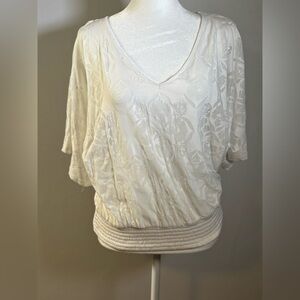 White House Black Market Elegant White Women's Top Size Small
